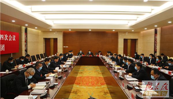 省十三屆人大四次會議慶陽代表團繼續審議省政府工作報告