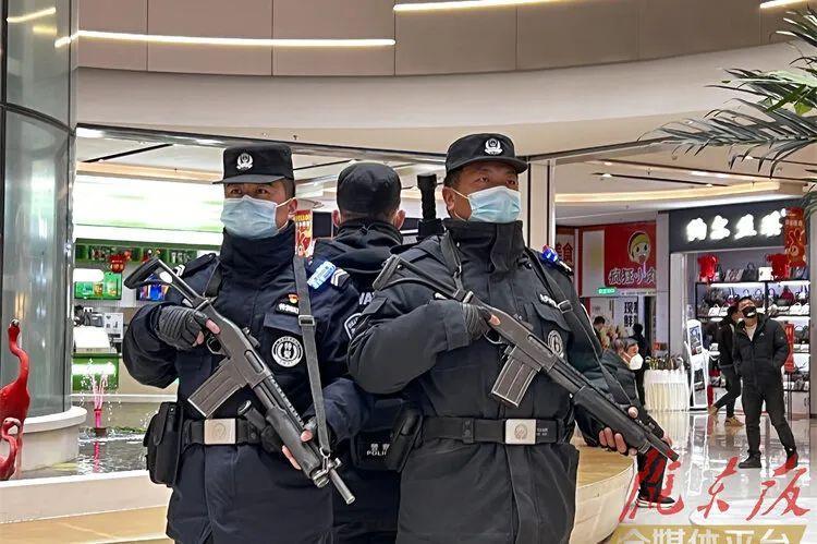 【春節我在崗】西峰公安分局特巡警大隊：忠誠履職盡責 守護萬家平安