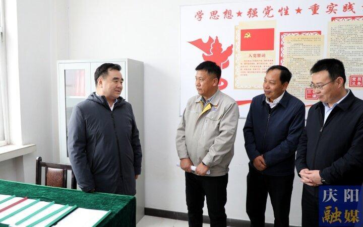 黃澤元在寧縣調研主題教育開展情況時強調以學促干抓落實以干踐學顯擔當在高質量發展生動實踐中彰顯主題教育新成效