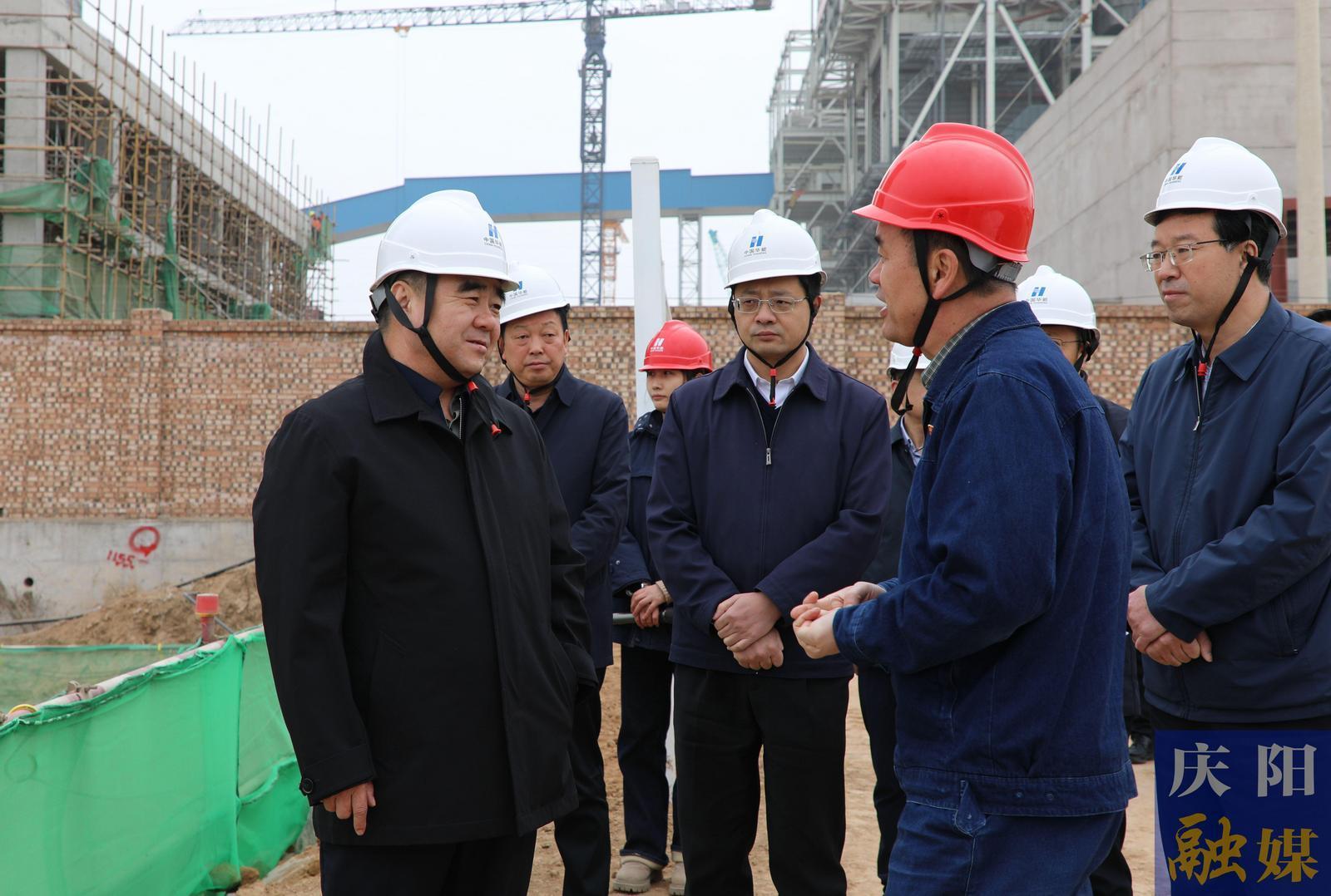 黃澤元在正寧縣調研時強調 補齊短板加快塑造新動能新優(yōu)勢 乘勢而上努力實現(xiàn)新提升新突破