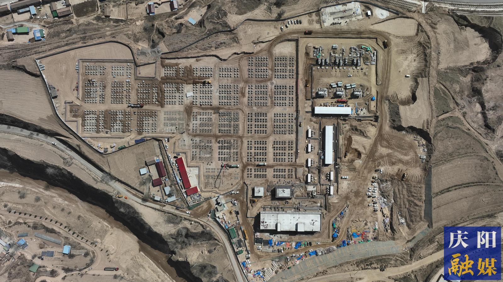 “隴電入魯”配套新能源儲(chǔ)能項(xiàng)目進(jìn)入設(shè)備安裝階段