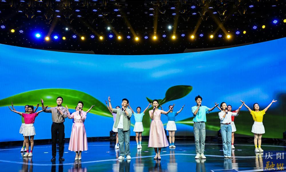 【攝影報道】慶陽市舉辦優秀青年事跡分享會 共話青春擔當