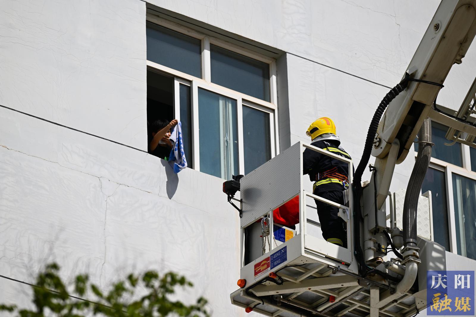 【攝影報道】西峰區舉辦新質救援能力主題綜合演練