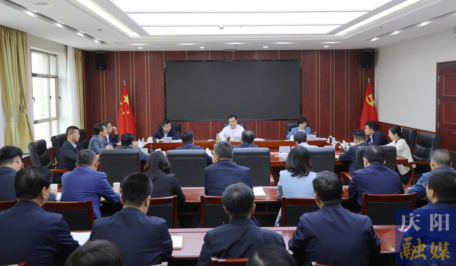 黃澤元在市紀委監(jiān)委機關(guān)調(diào)研時強調(diào) 把職責履行好 把能力提上去 把工作做扎實 為推動慶陽經(jīng)濟社會高質(zhì)量發(fā)展保駕護航