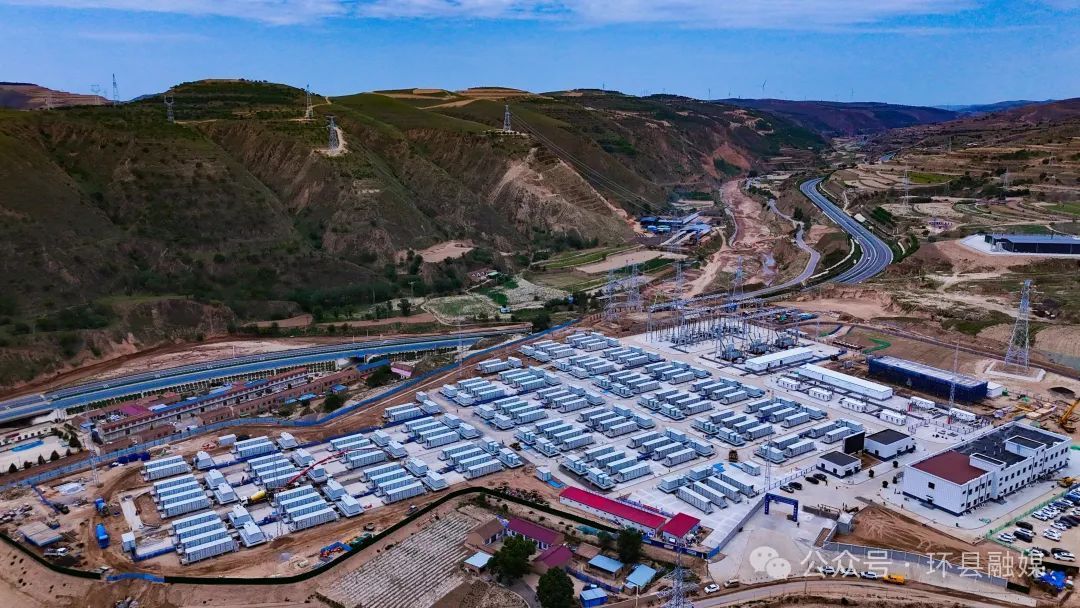 【攝影報(bào)道】華能慶陽(yáng)風(fēng)光新能源配套儲(chǔ)能項(xiàng)目進(jìn)入調(diào)試尾聲