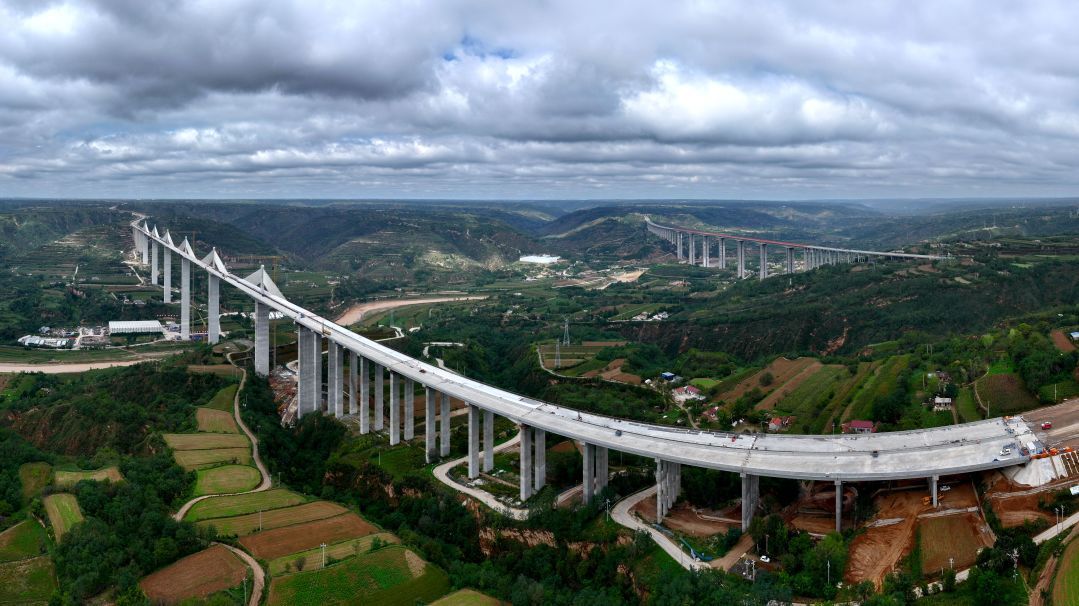 【非凡“十四五”  奮進新慶陽】產(chǎn)業(yè)引領(lǐng)提能級 奮楫揚帆向未來——合水縣“十四五”高質(zhì)量發(fā)展綜述