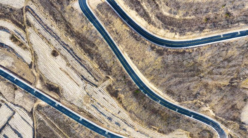 非凡“十四五”奮進(jìn)新慶陽(yáng)丨從“行路難” 到走上“幸福路”——正寧縣張劉公路改建通車見(jiàn)聞