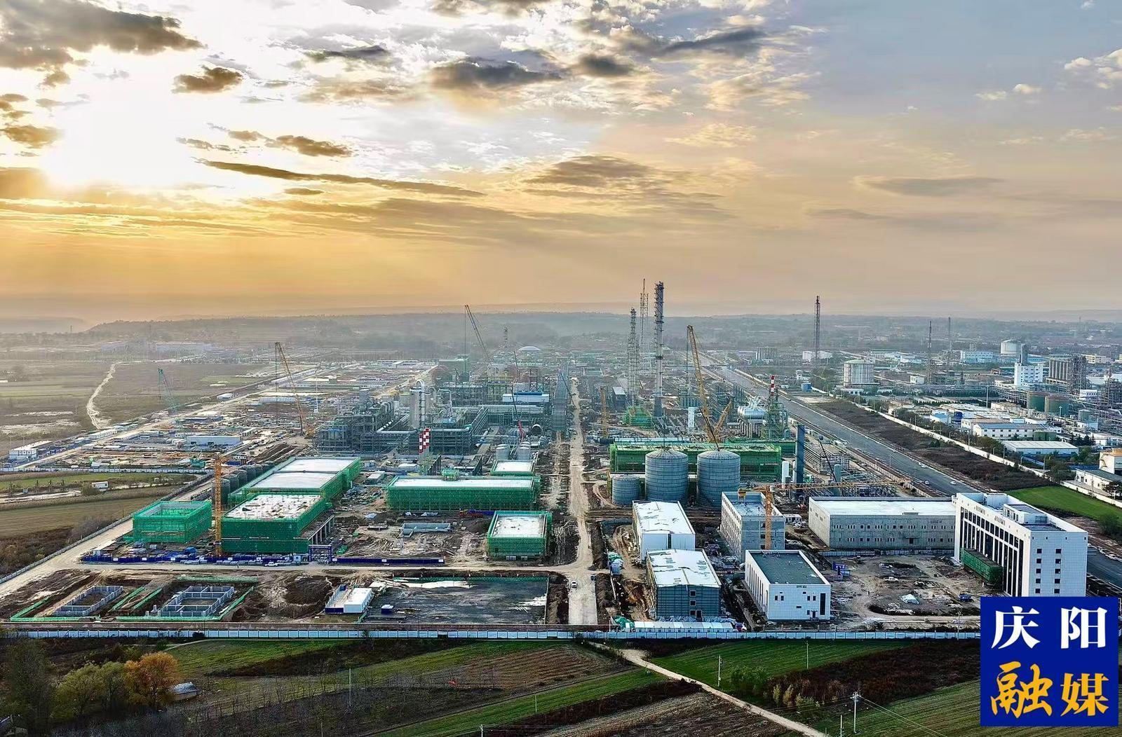 實(shí)干賦能國(guó)企提質(zhì) 國(guó)資護(hù)航慶陽發(fā)展——慶陽市國(guó)資委2025年工作亮點(diǎn)掃描