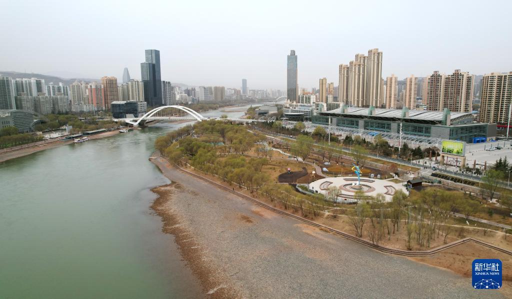 甘肅蘭州：“15分鐘健身圈”擁抱健康生活