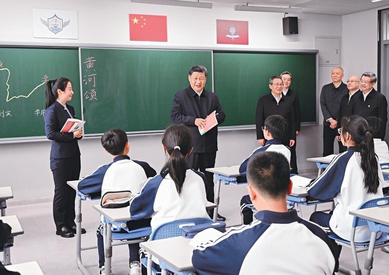 推動全民閱讀，建設書香社會